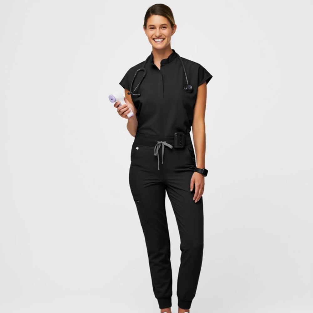 Rafaela Oversized Scrub Top and Zamora Jogger Scrub Pants